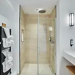 Ξενοδοχείο Eden 4*
